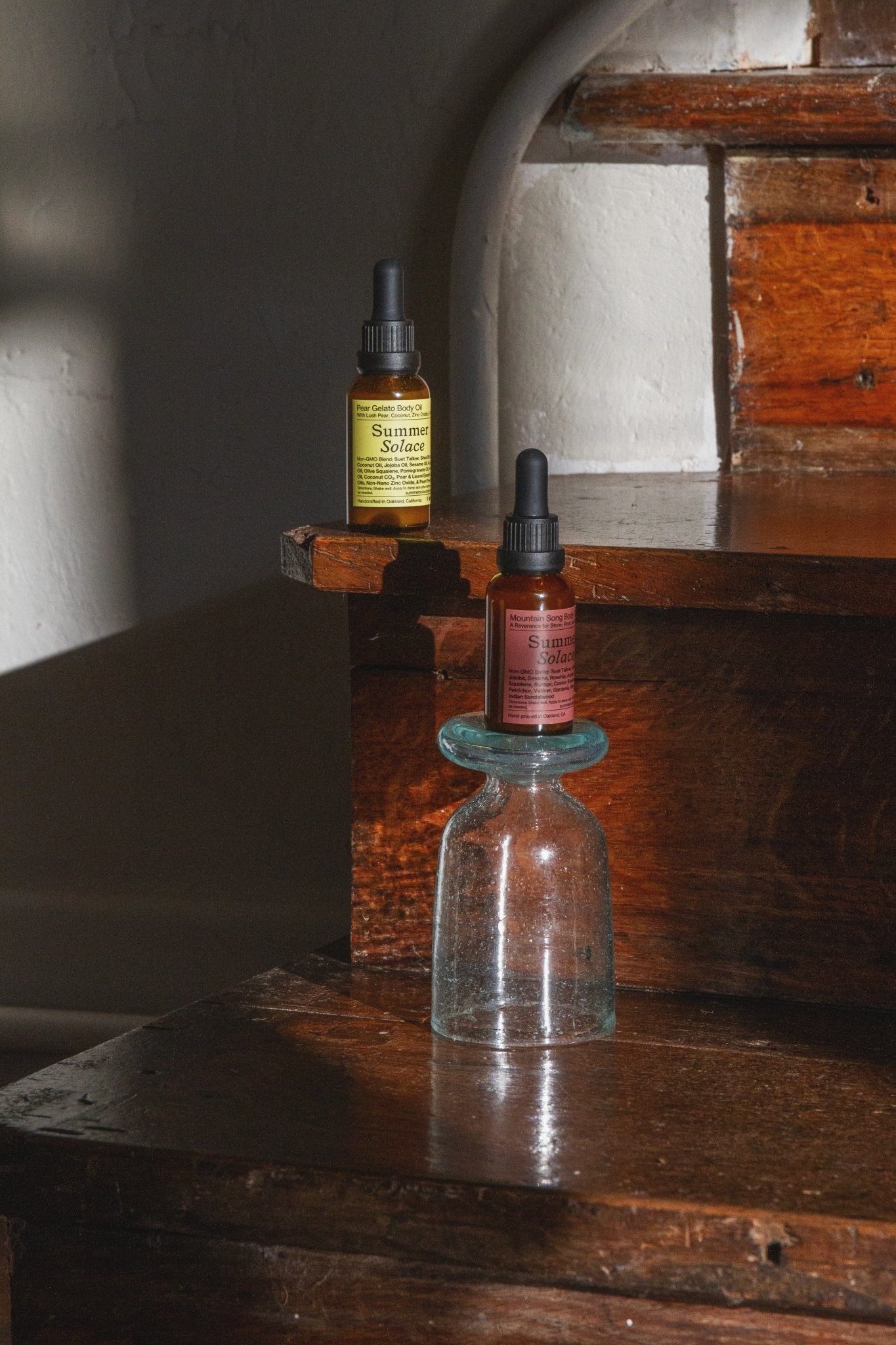 mountain-song-body-and-hair-oil-petrichor-gardenia-honeysuckle-limited-edition-9420058.jpg