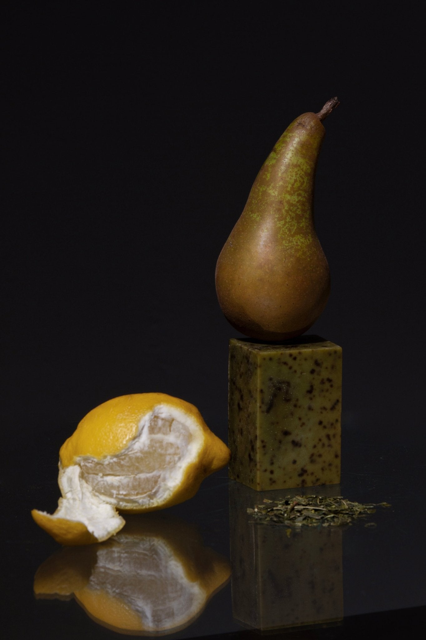 yuzu-and-sencha-toning-bar-soap-with-e3live-regenerative-tallow-360085.jpg